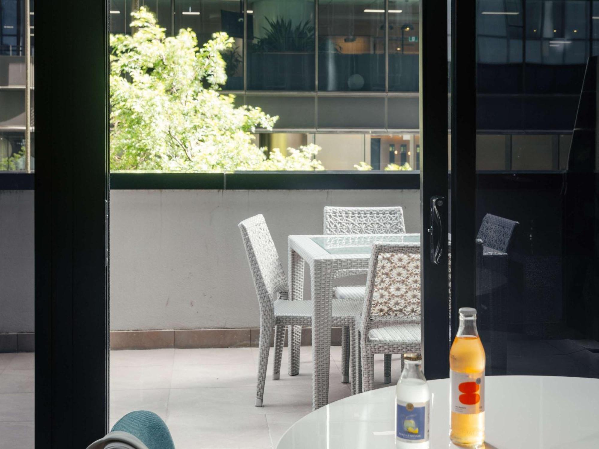 The Olsen Melbourne Art Series Exteriör bild The balcony of a typical apartment
